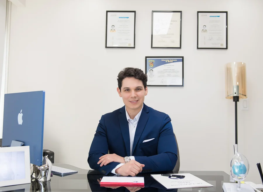 Dr. Giovanni Arias